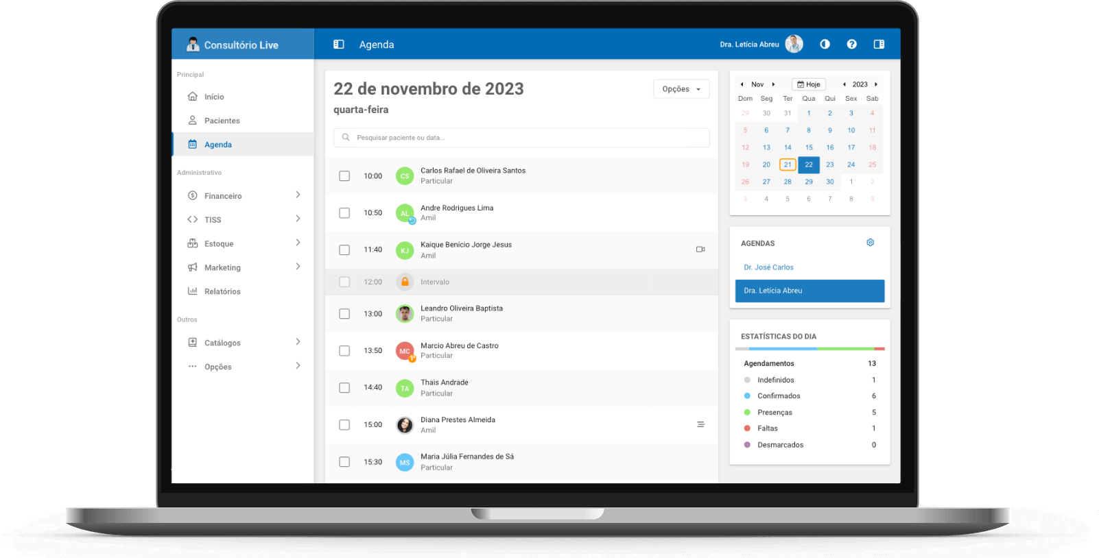 Agenda do Consultório Live sendo exibida em um notebook e um smartphone