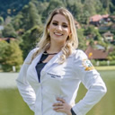 Dra Ana Beatriz Magella, médica usuária do Consultório Live.
