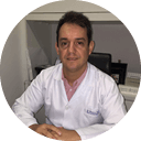 Dr. Rosalvo, médico que usa o Consultório Live para controlar sua clínica.